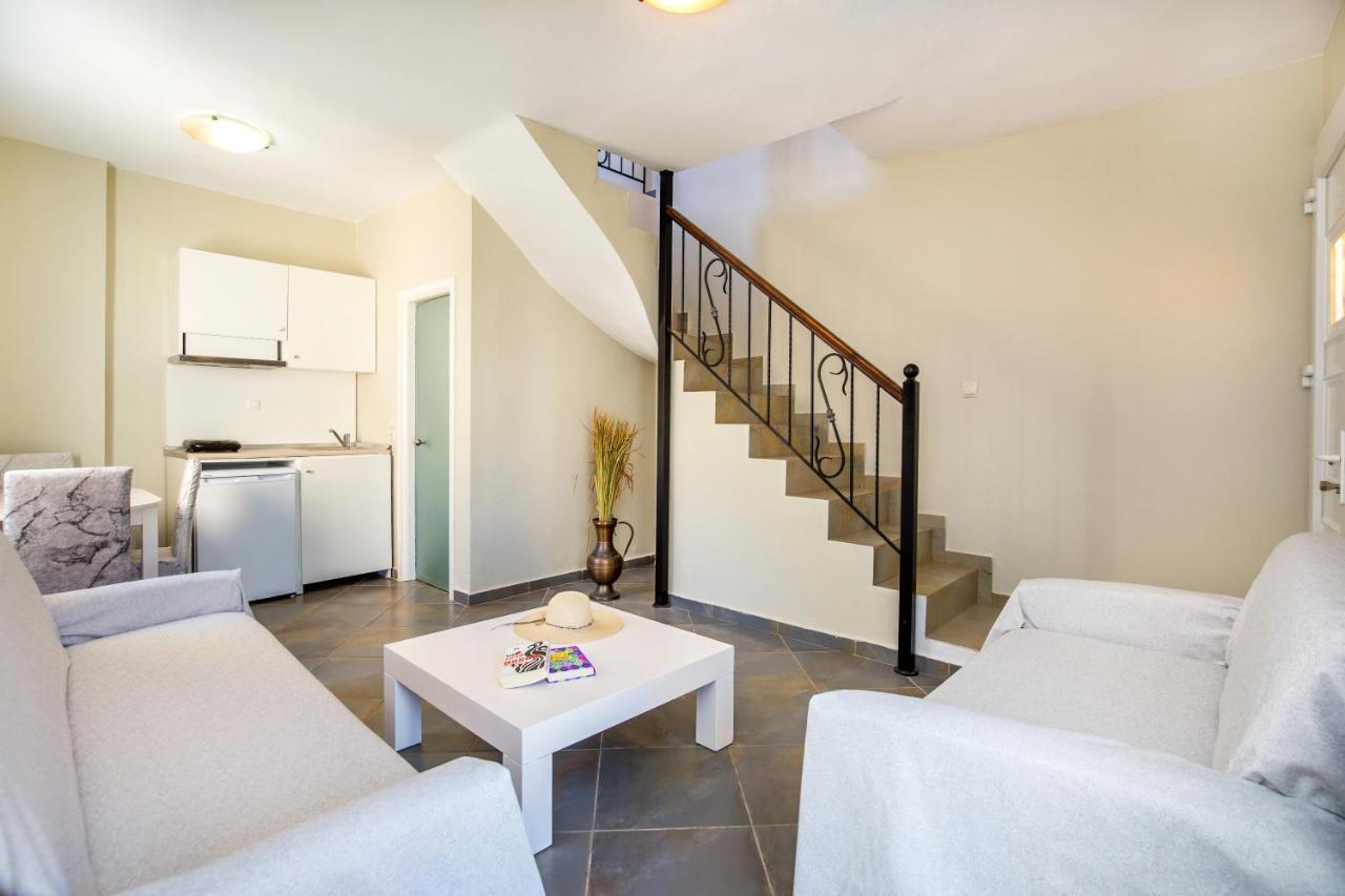 לימנריה Aldebaran Hotel Apartments מראה חיצוני תמונה